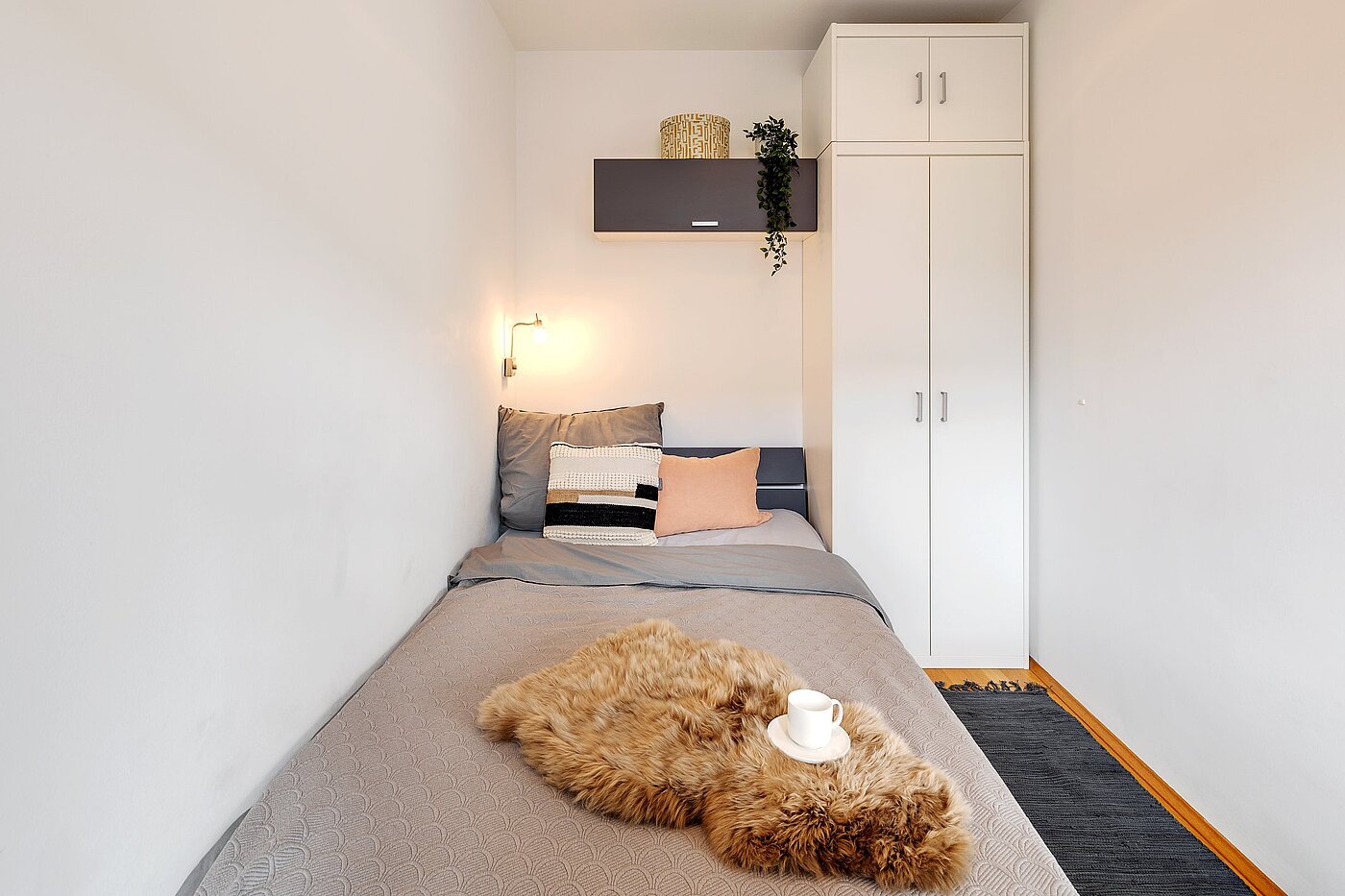Etagenwohnung mit 1 Zimmer | München-Pasing | 2108ML2 | Das Schlafzimmer ...