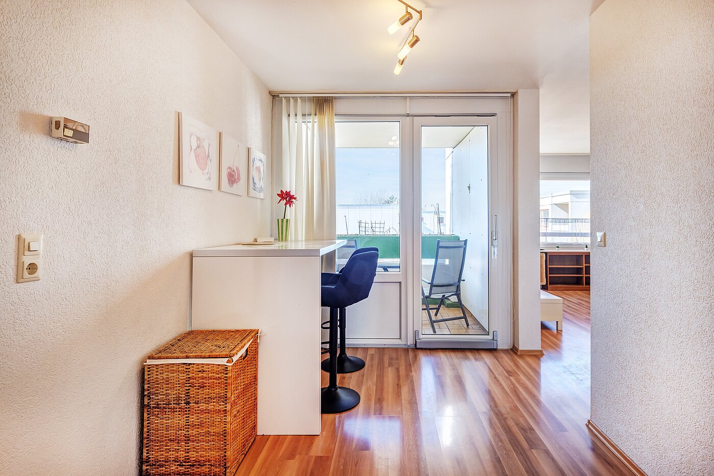 Etagenwohnung mit 2.5 Zimmern | München-Hadern | 70393 | ...mit Zugang zur Loggia