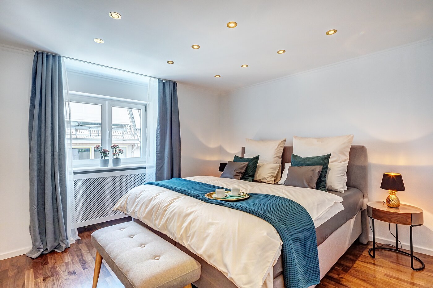 Etagenwohnung mit 2 Zimmern | München-Schwabing | 70434 | ...Schlafzimmer...