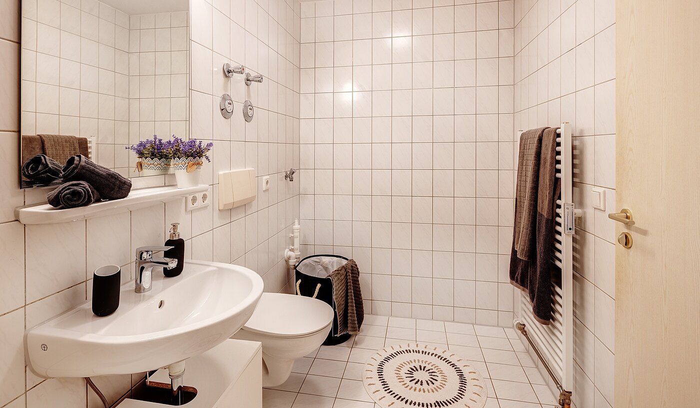 Etagenwohnung mit 2 Zimmern | München-Obersendling | 70039 | ...bietet auch Platz für die Waschmaschine