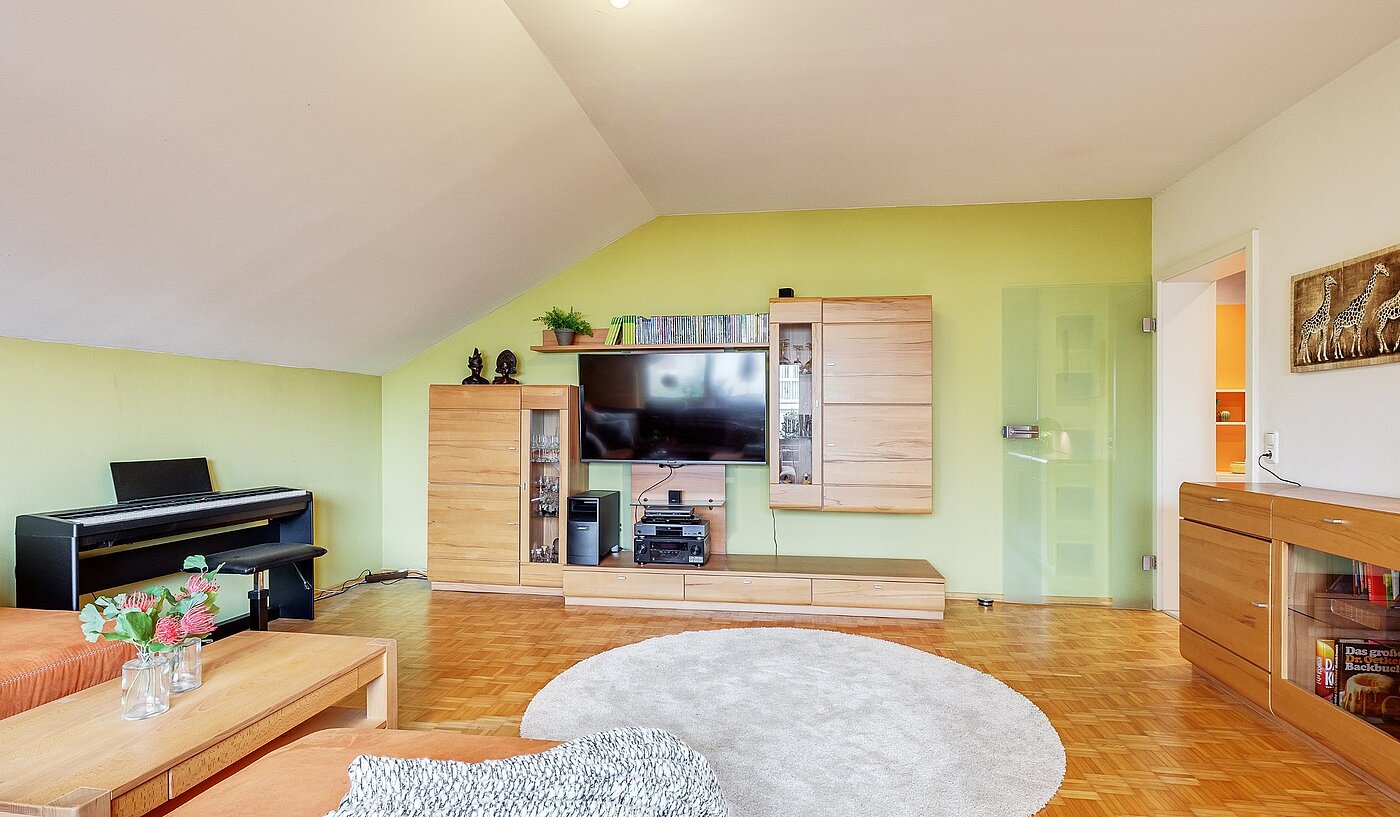 Etagenwohnung mit 3 Zimmern | Karlsfeld | 1904ML1 | Großzügiges...