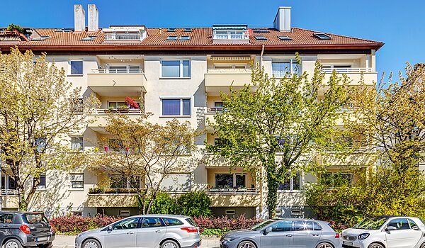 Etagenwohnung mit 2 Zimmern | München-Thalkirchen | 2204ML5 | Hausansicht