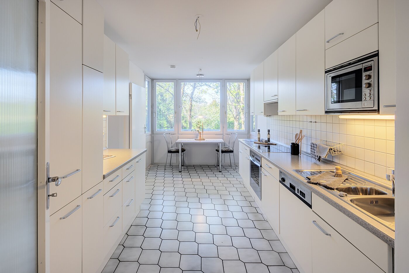 Etagenwohnung mit 3.5 Zimmern | München-Bogenhausen | 703052 | Küche mit...