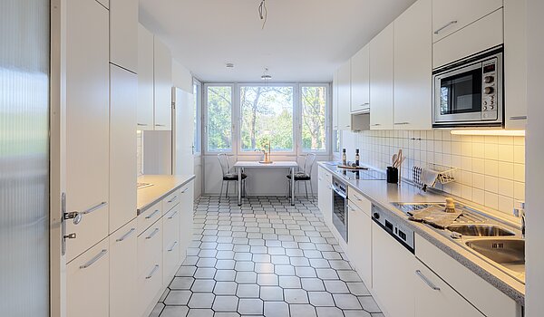 Etagenwohnung mit 3.5 Zimmern | München-Bogenhausen | 703052 | Küche mit...