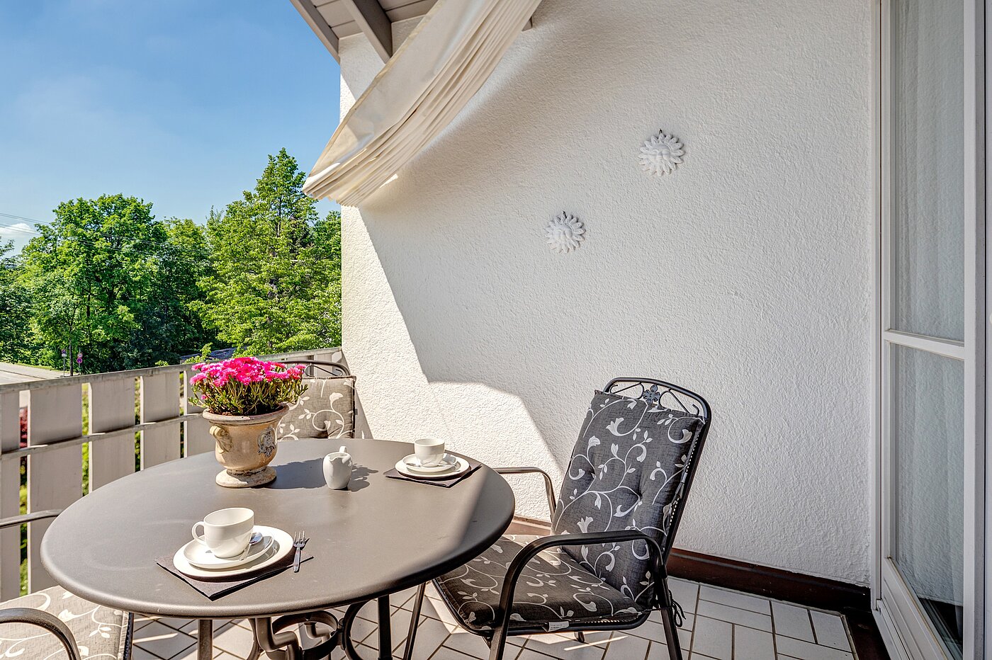 Etagenwohnung mit 2 Zimmern | Neubiberg | 70129 | Sonniger Südbalkon