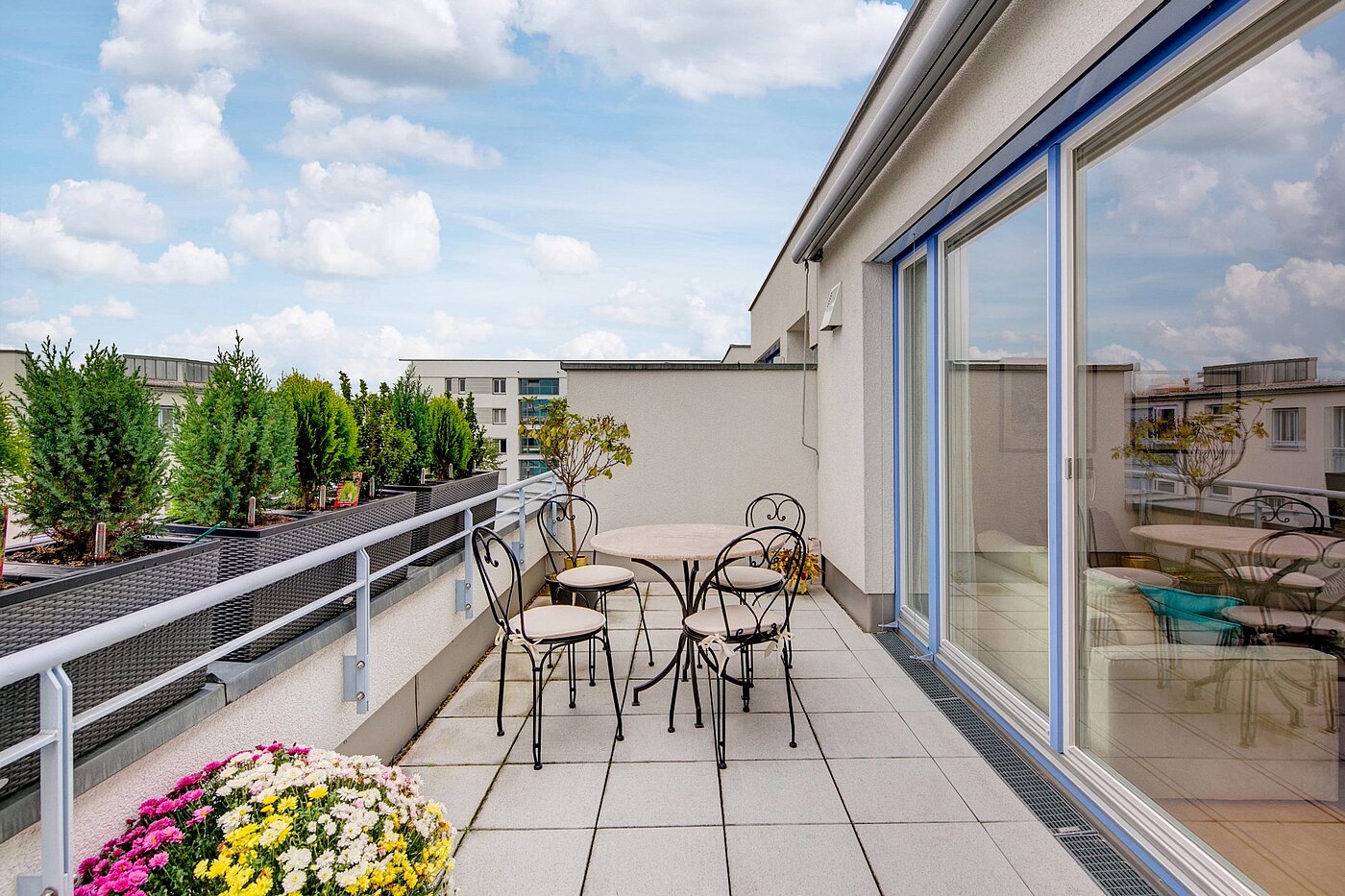 Etagenwohnung mit 3 Zimmern | München-Riem | 1906ML3 | ...zur großen süd-Terrasse.