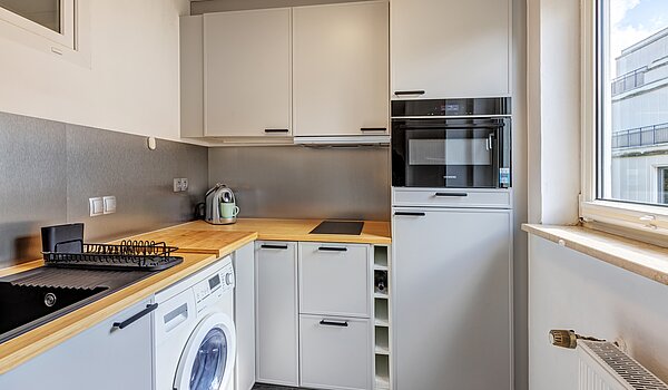Etagenwohnung mit 1 Zimmer | München-Schwabing | 70454 | Einbauküche mit...