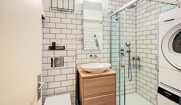 Etagenwohnung mit 3 Zimmern | München-Au | 70447 | Schöne Dusche