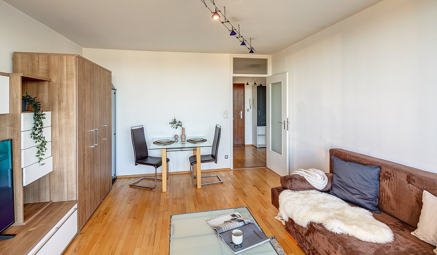 Etagenwohnung mit 2 Zimmern | München-Sendling-Westpark | 2010ML9