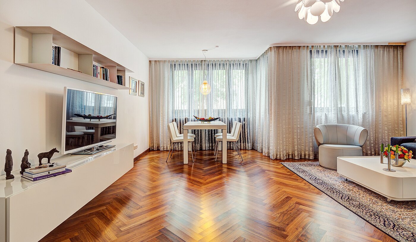 Etagenwohnung mit 1 Zimmer | München-Schwabing | 2207ML10 | Wohnen und...