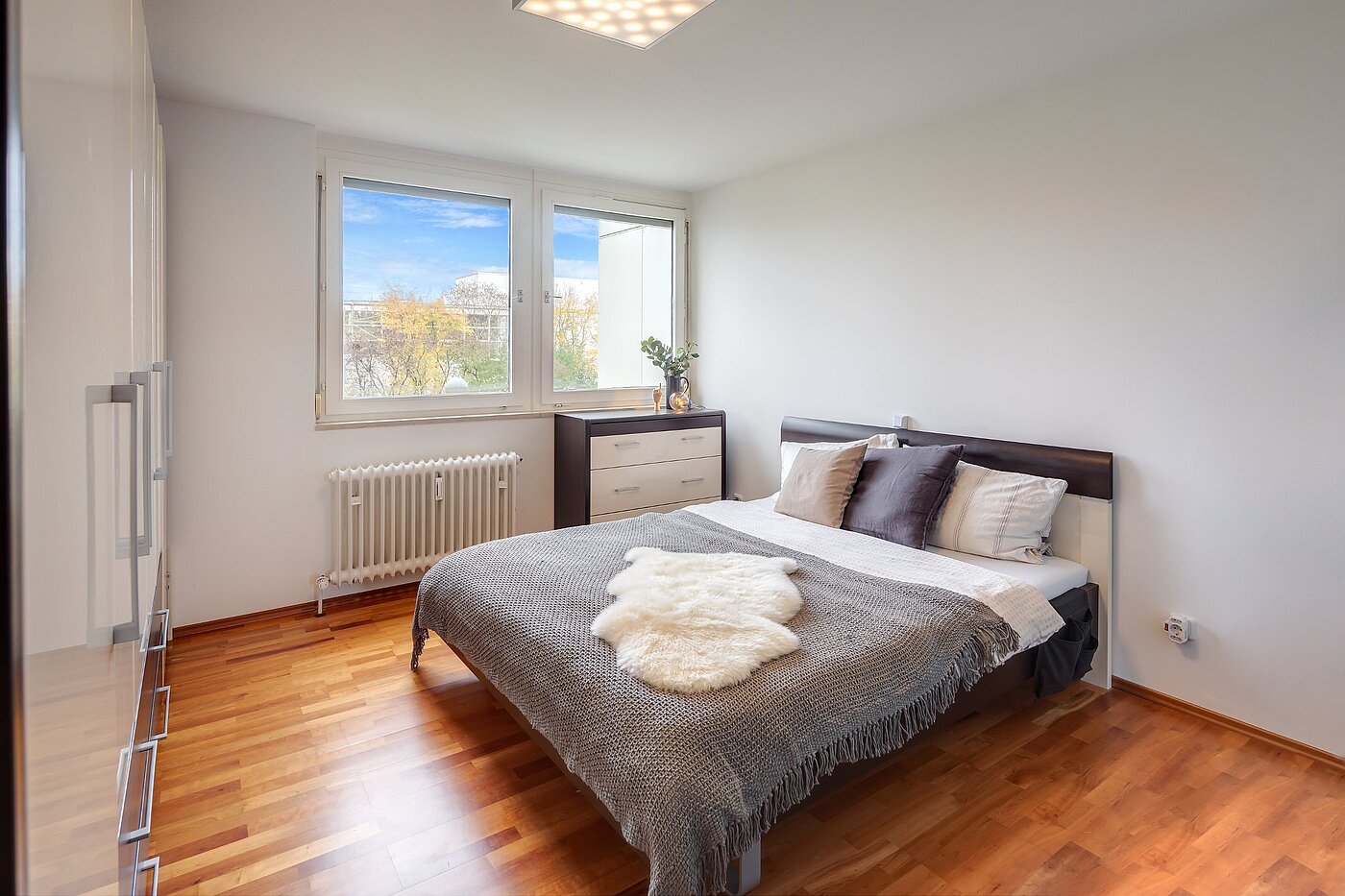 Etagenwohnung mit 3 Zimmern | München-Perlach | 2010ML5 | Großes Schlafzimmer