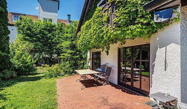 Einfamilienhaus mit 4 Zimmern | Neubiberg | 70429 | Terrasse