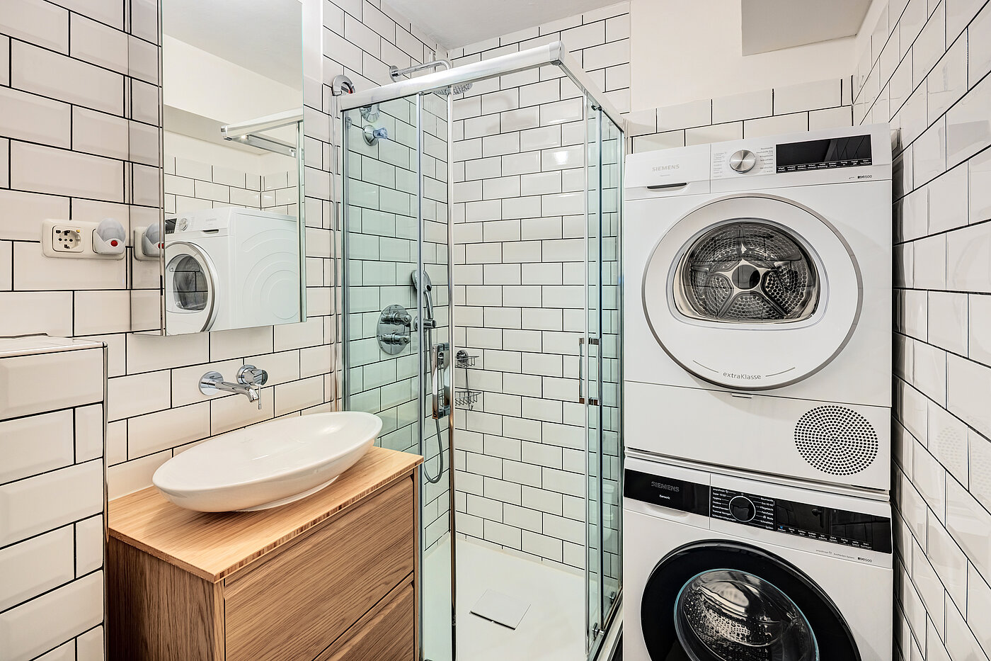 Etagenwohnung mit 3 Zimmern | München-Haidhausen | 70447 | Badezimmer mit Waschmaschine