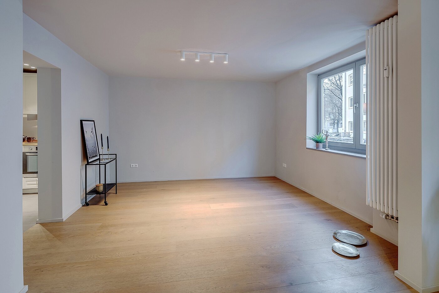 Hochparterre mit 2 Zimmern | München-Lehel | 2012ML1 | ...offen gestaltet und...