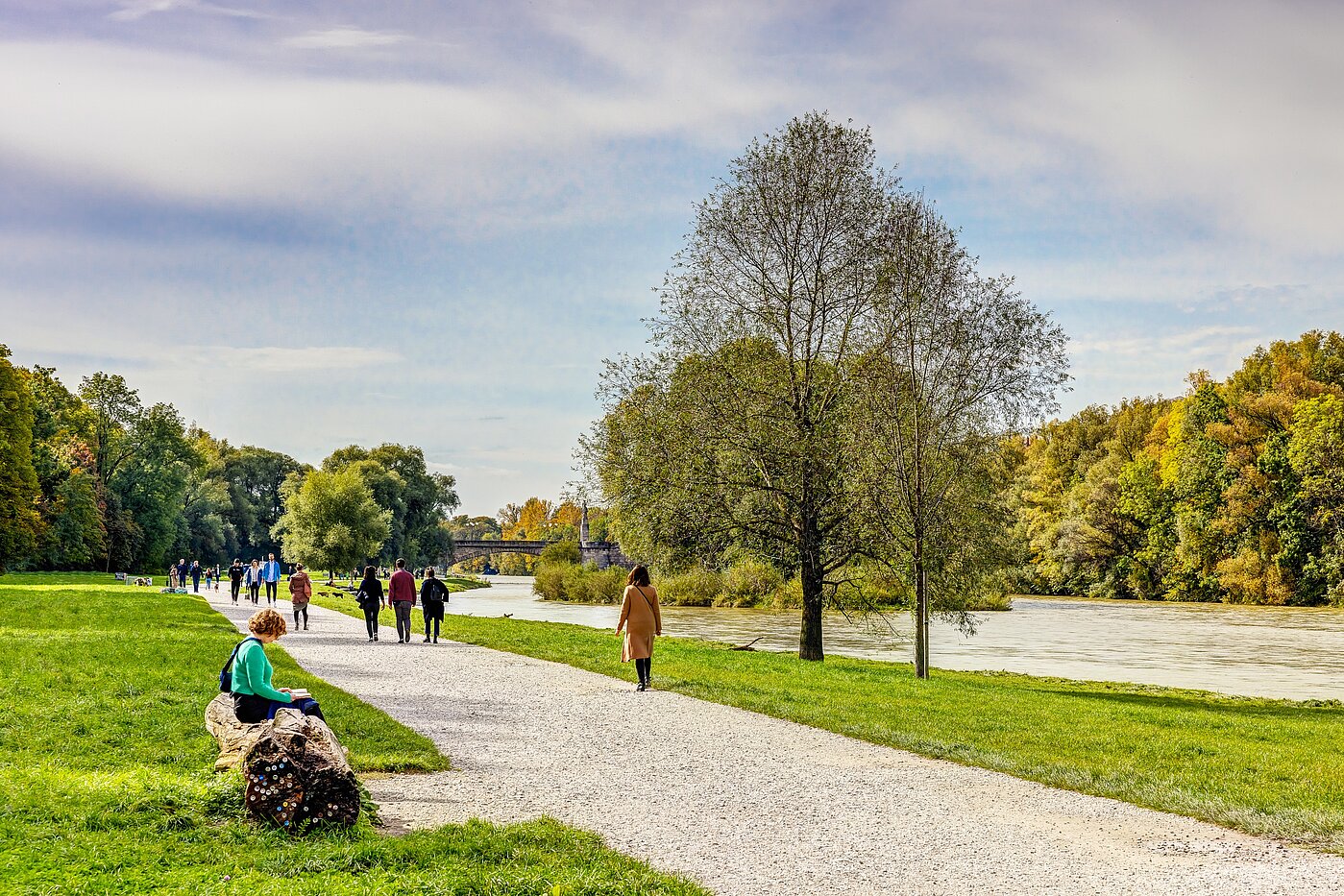 Dachgeschosswohnung mit 2 Zimmern | München-Au | 2209ML3 | ...mit vielen Freizeitmöglichkeiten
