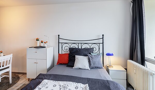 Etagenwohnung mit 1 Zimmer | München-Haidhausen | 70482 | Bett