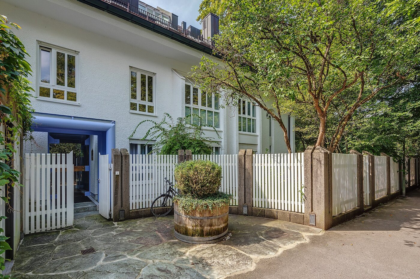 Etagenwohnung mit 3 Zimmern | München-Harlaching | 1908ML6 | Hauseingang