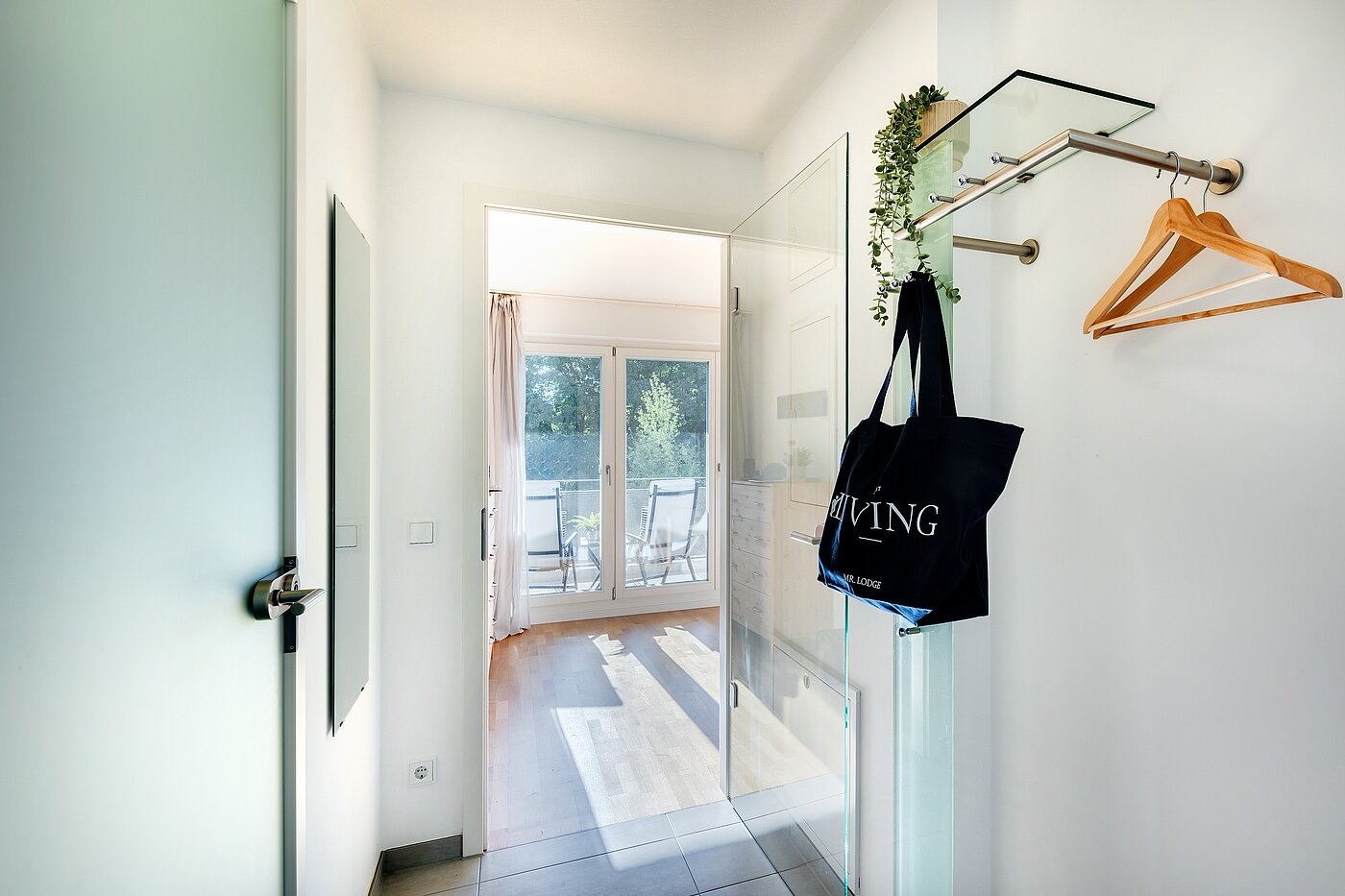 Etagenwohnung mit 2 Zimmern | München-Schwabing | 70278 | Eingangsbereich