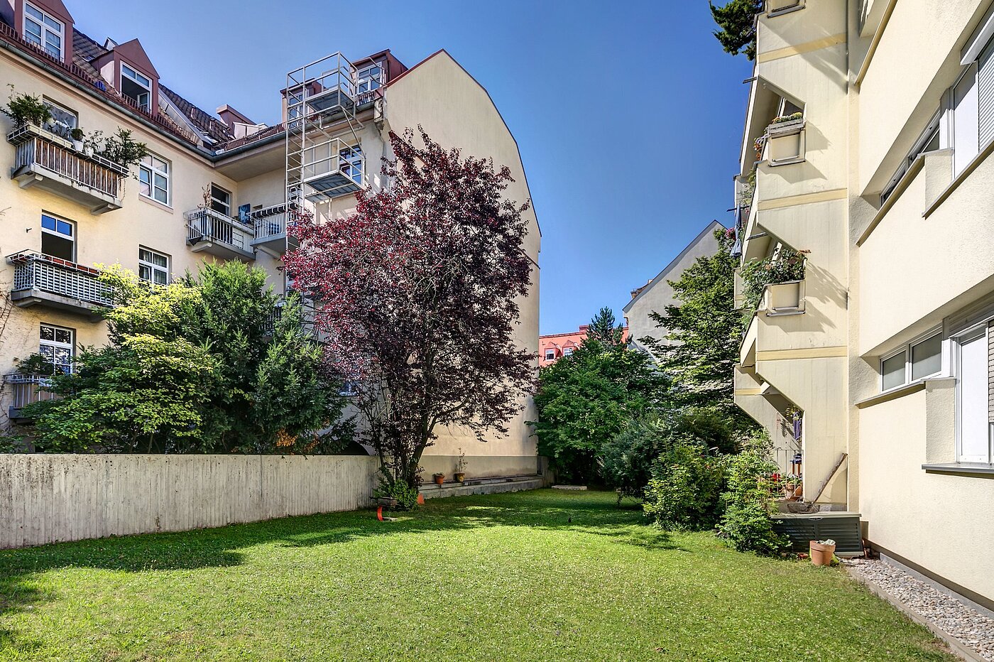 Etagenwohnung mit 1 Zimmer | München-Isarvorstadt | 2110ML3 | Gemeinschaftsgarten