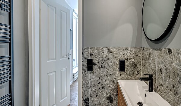 Apartment mit 1 Zimmer | München-Schwabing | 70376 | Graues Design