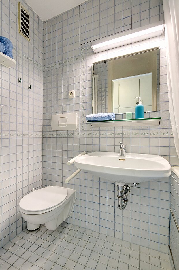 Etagenwohnung mit 1 Zimmer | München-Maxvorstadt | 2105ML7 | Hell gefliestes Bad...