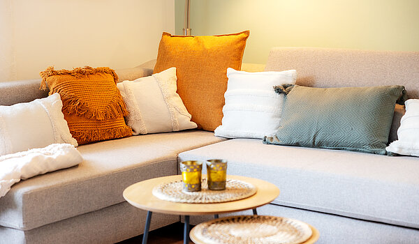 Etagenwohnung mit 3 Zimmern | Unterhaching | 70421 | Wohnen und...