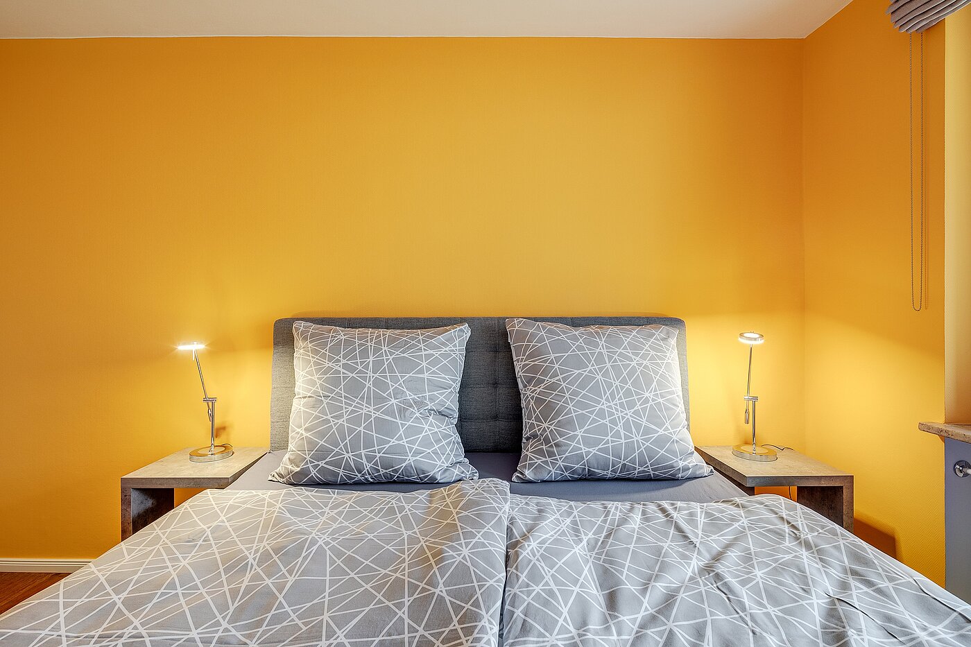 Etagenwohnung mit 2 Zimmern | München-Bogenhausen | 70287 | Schlafzimmer...