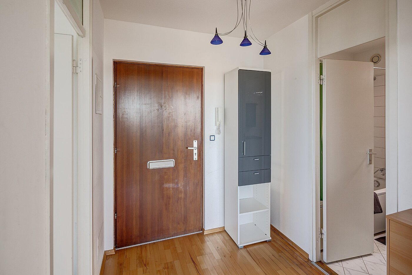 Etagenwohnung mit 2 Zimmern | München-Sendling-Westpark | 2010ML9 | Eingangsbereich mit Garderobe