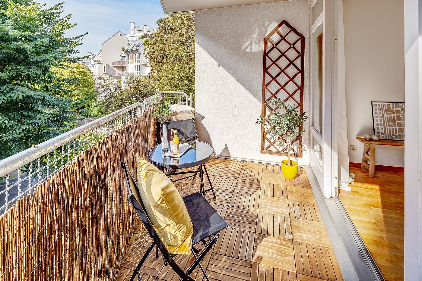 Etagenwohnung mit 2 Zimmern | München-Schwabing | 2109ML3 | ...mit Blick zum begrünten...