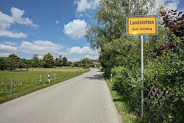 Starnberg-Landstetten: Sonniges Baugrundstück in ruhiger Idylle - ca. 1.400 m²