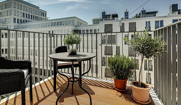 Etagenwohnung mit 2 Zimmern | München-Maxvorstadt | 70023 | Sonniger Westbalkon