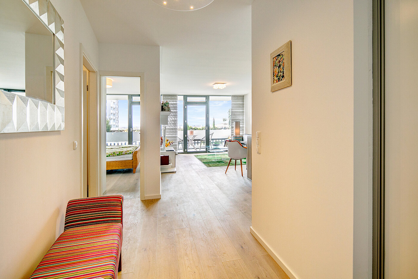Etagenwohnung mit 2 Zimmern | München-Schwabing | 70445 | Eingangsbereich