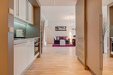 Bogenhausen: Stilvolles 1,5-Zimmer-Apartment mit Balkon – modern, lichtdurchflutet - bald frei