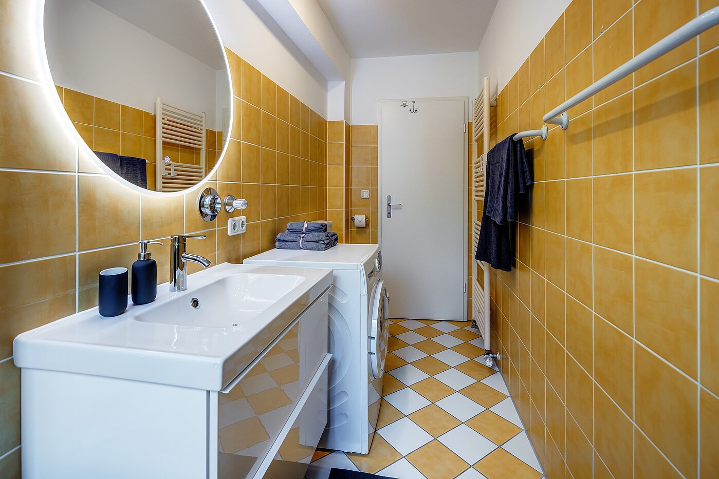 Etagenwohnung mit 2.5 Zimmern | München-Isarvorstadt | 70121 | ...und Platz für die Waschmaschine