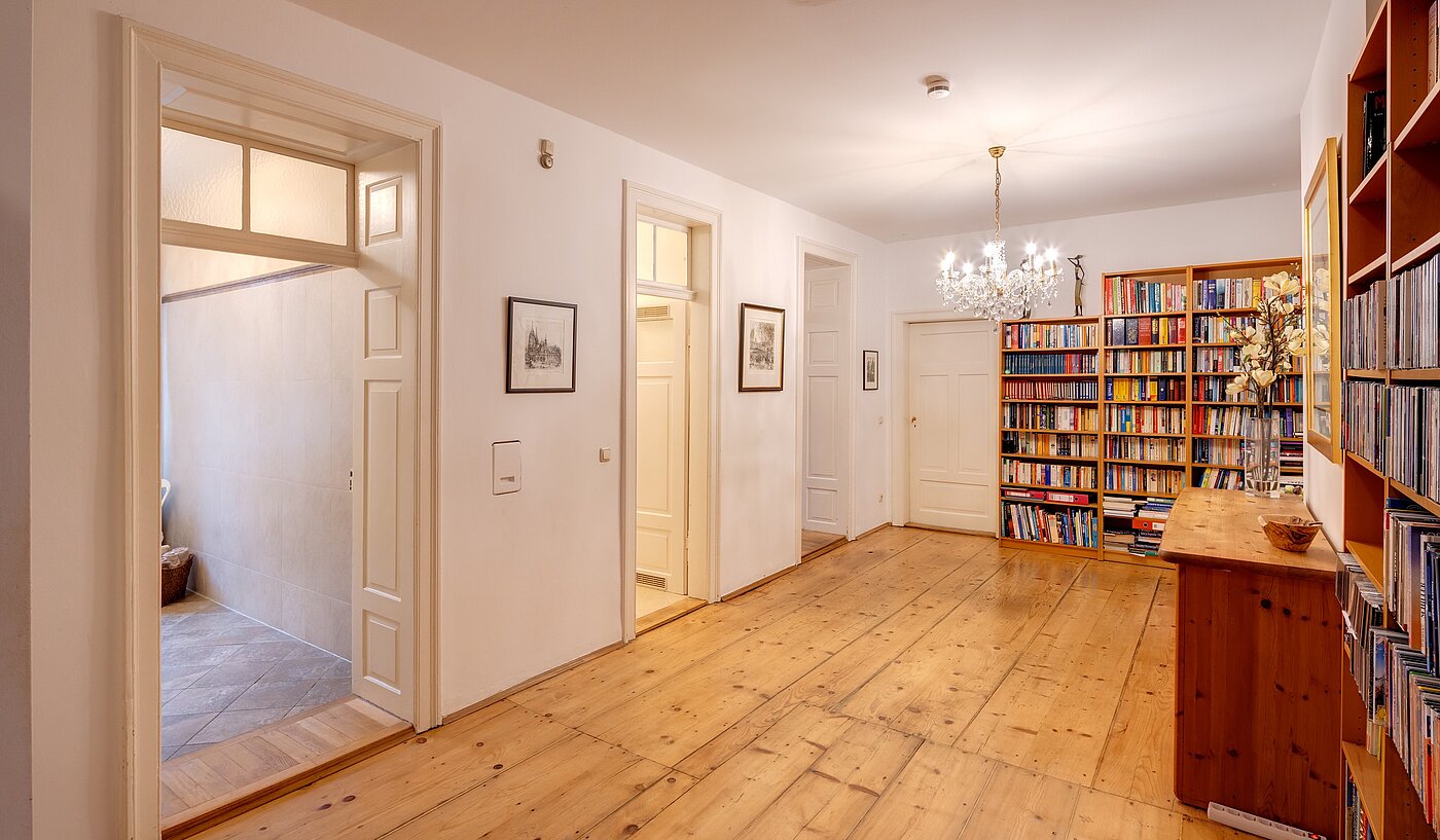 Etagenwohnung mit 5 Zimmern | München-Altstadt | 700121 | ...mit originalem Holzdielenboden