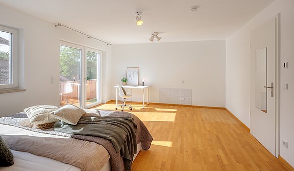 Besondere Immobilie mit 8 Zimmern | 70406 | Zimmer 2 Obergeschoss