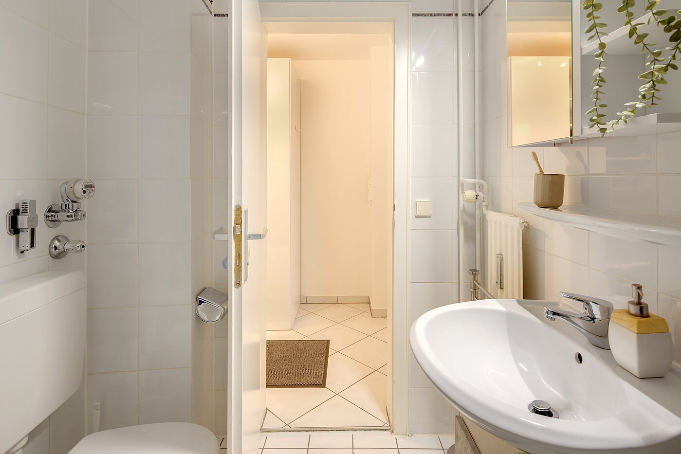 Apartment mit 1 Zimmer | München-Sendling-Westpark | 70395 | Bad mit...