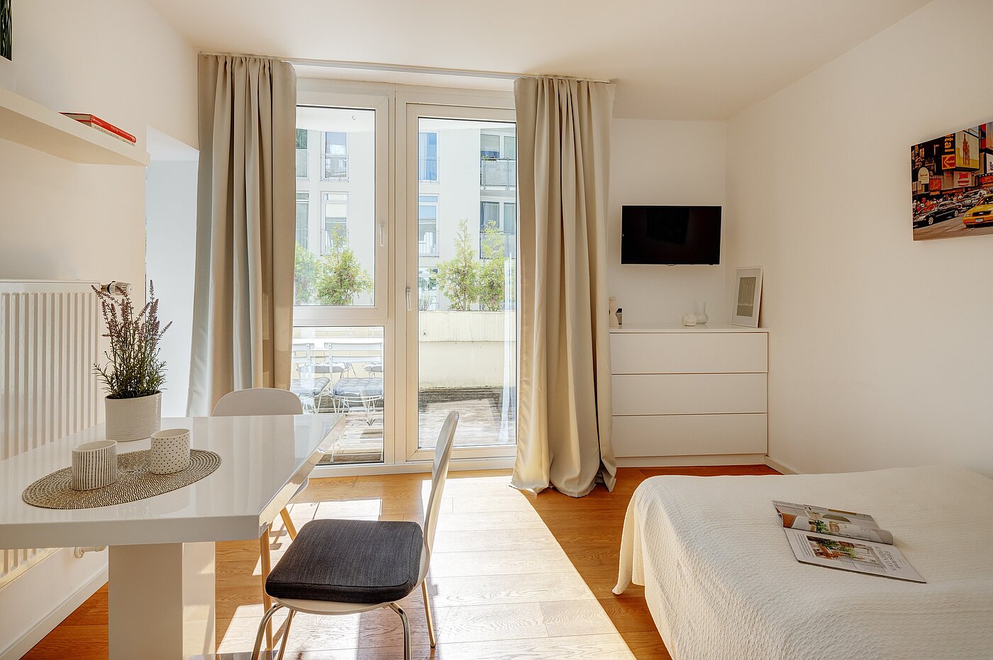 Etagenwohnung mit 1 Zimmer | München-Maxvorstadt | 70027 | ...lichtdurchfluteten Räumen