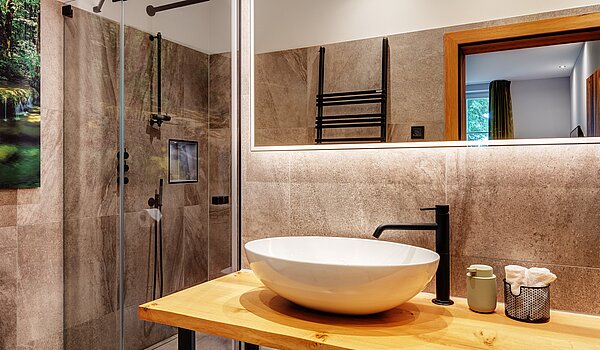 Erdgeschosswohnung mit 3 Zimmern | Bad Wiessee | 70053 | Bad 2