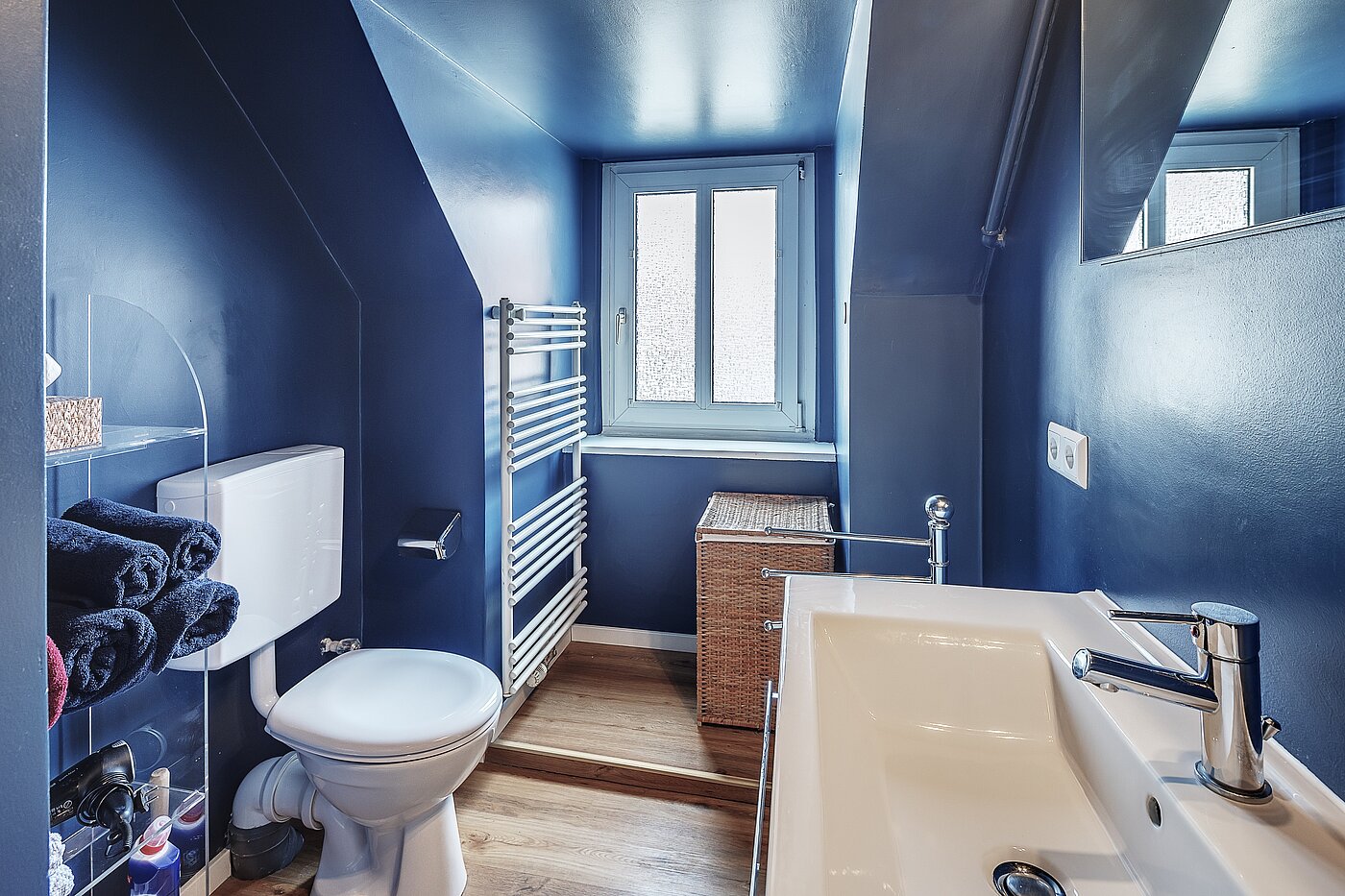 Etagenwohnung mit 2 Zimmern | München-Maxvorstadt | 2211ML6 | Helles Duschbad