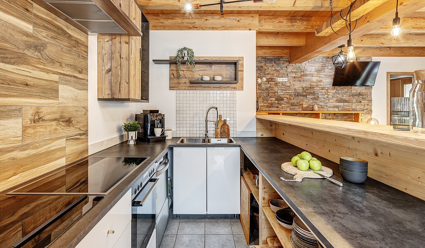 Etagenwohnung mit 6 Zimmern | 70095 | ...und hochwertiger Einbauküche