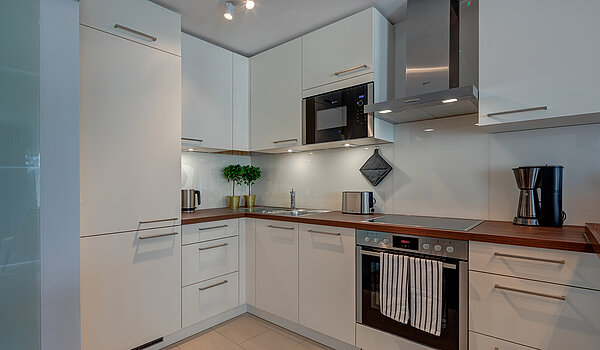 Etagenwohnung mit 2 Zimmern | München-Schwabing | 70434 | ...hochwertiger Einbauküche...
