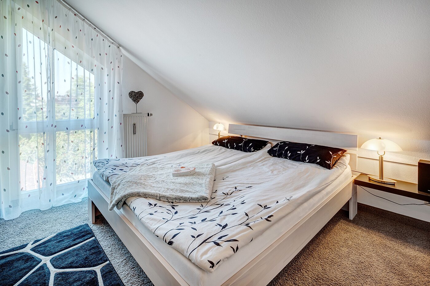 Etagenwohnung mit 2 Zimmern | Neubiberg | 70129 | Schlafzimmer mit...