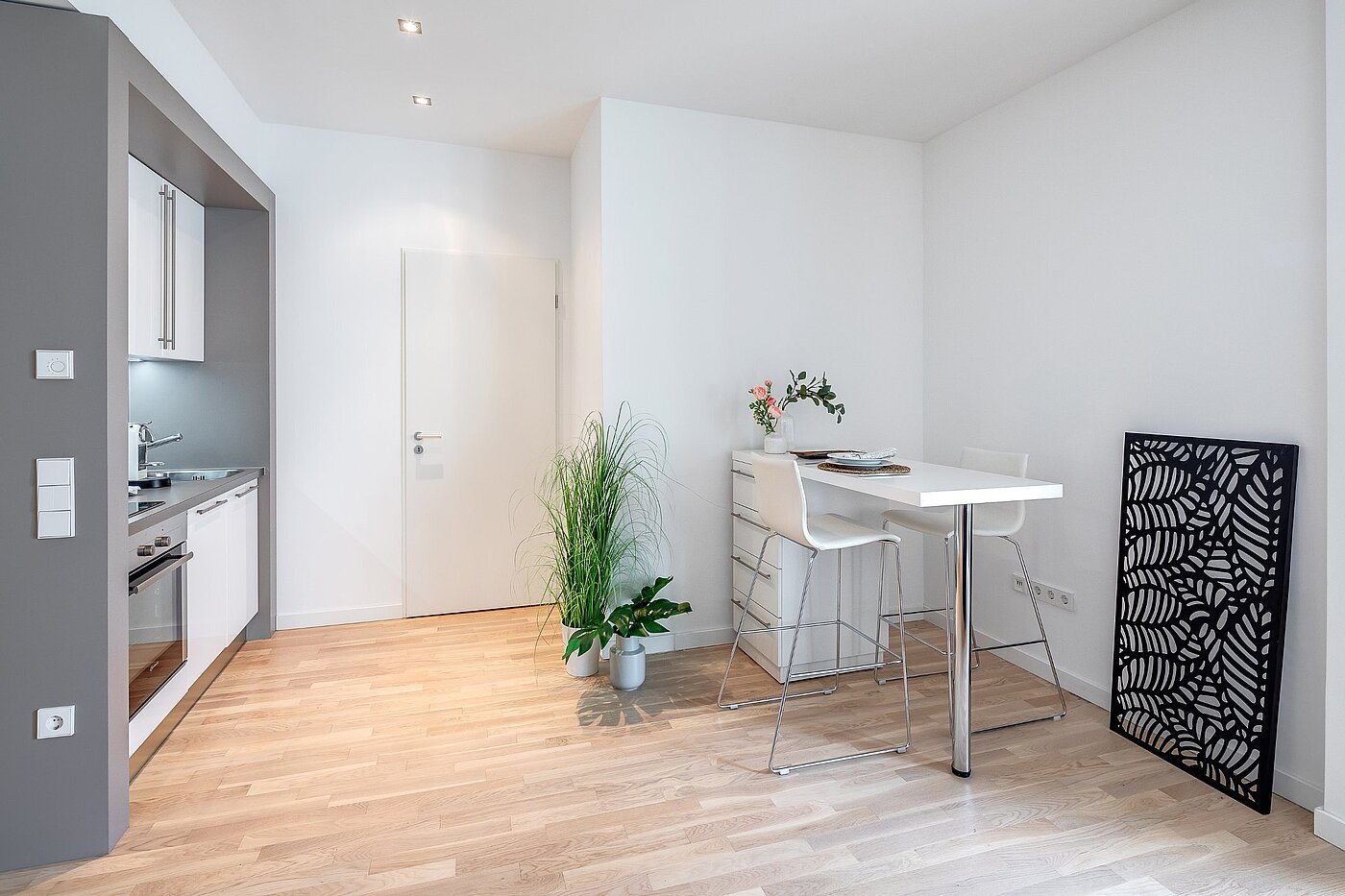 Etagenwohnung mit 1.5 Zimmern | München-Bogenhausen | 1904ML6 | ...Essplatz - und...