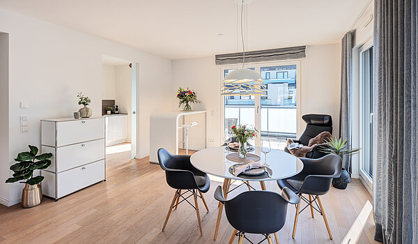 Penthouse mit 2 Zimmern | München-Bogenhausen | 70385 | ...mit