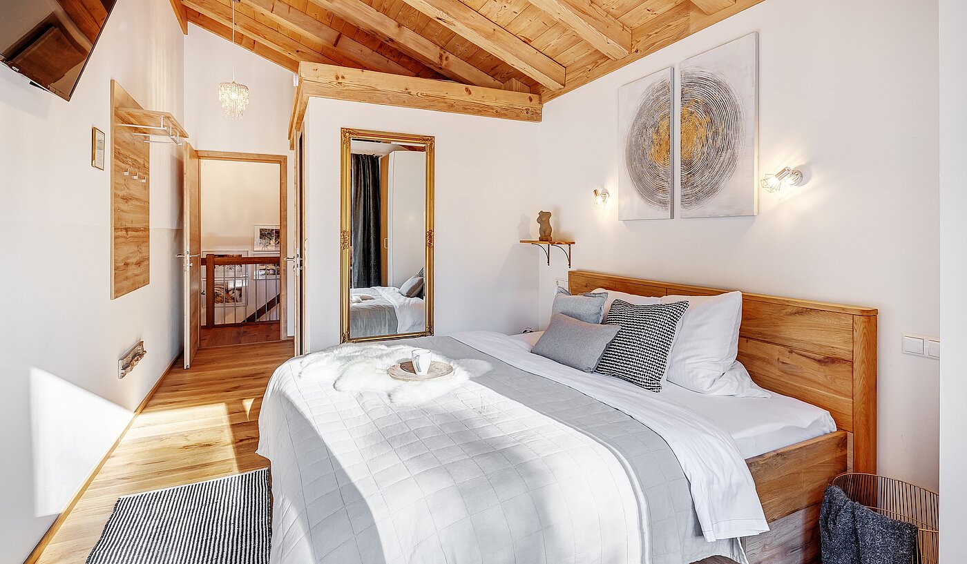 Etagenwohnung mit 6 Zimmern | 70095 | Zimmer 4 im Obergeschoss...