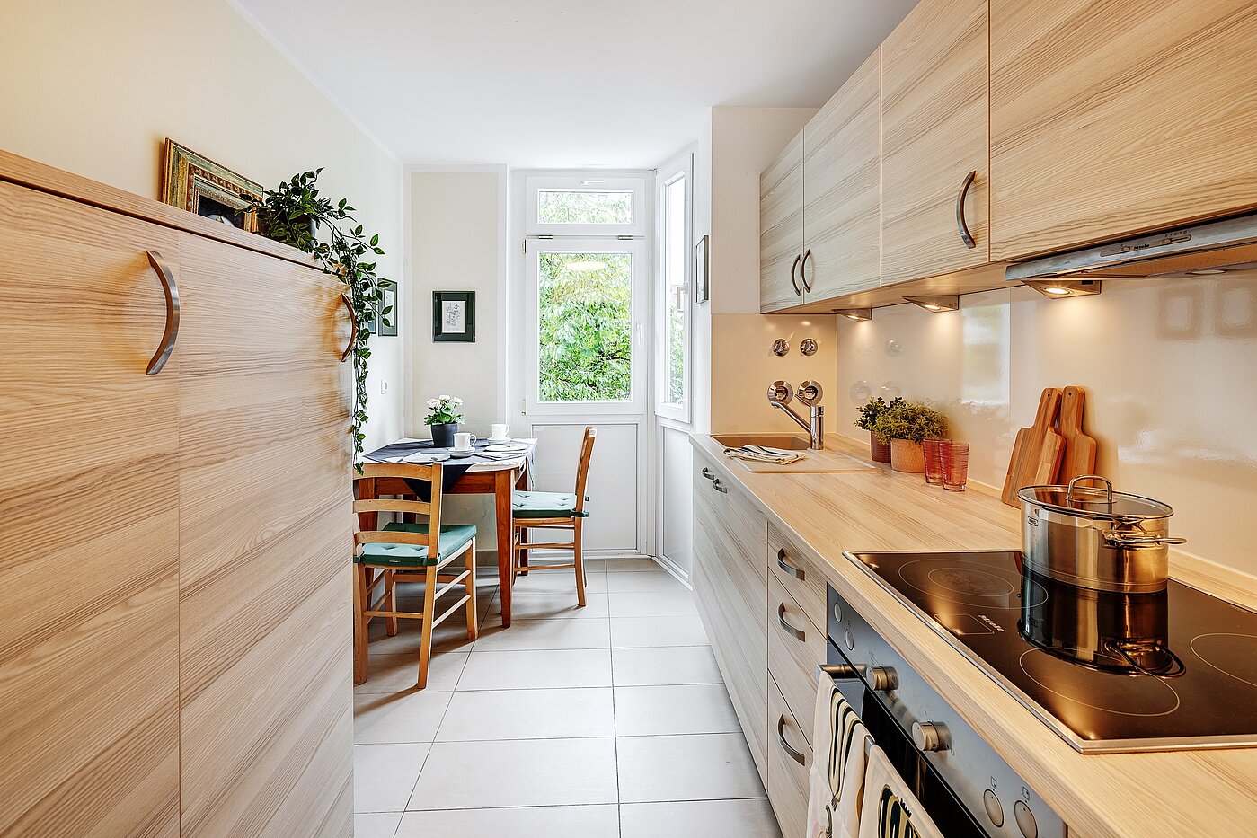 Etagenwohnung mit 2.5 Zimmern | München-Nymphenburg | 2204ML61 | ...mit Platz zum Essen