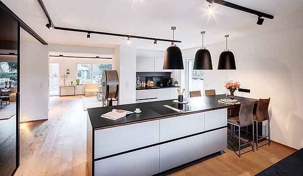 Reiheneckhaus mit 6 Zimmern | München-Trudering | 70191 | ...offen mit...