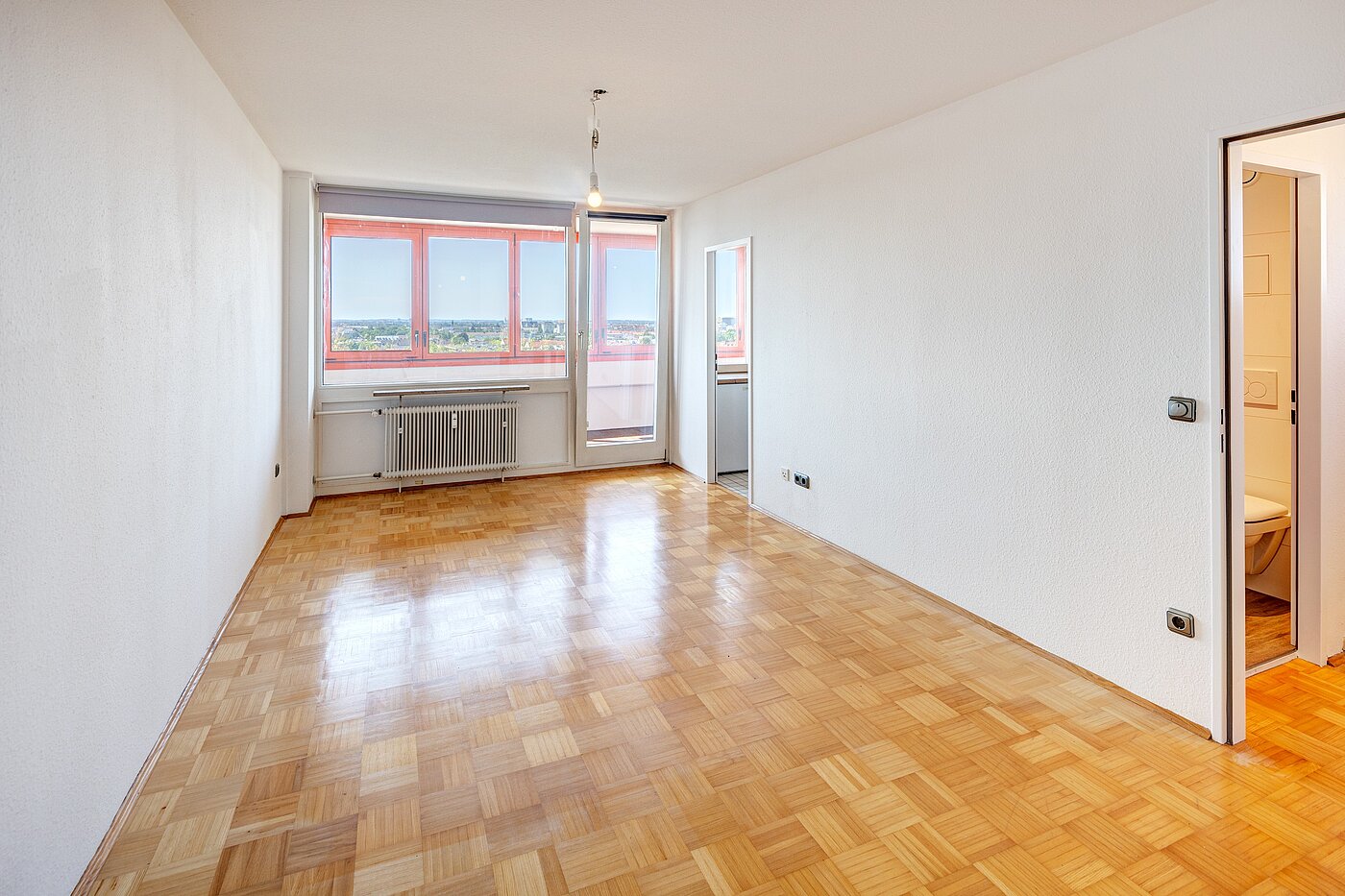 Etagenwohnung mit 1 Zimmer | München-Laim | 70144 | Geräumiges Wohnzimmer mit Platz...