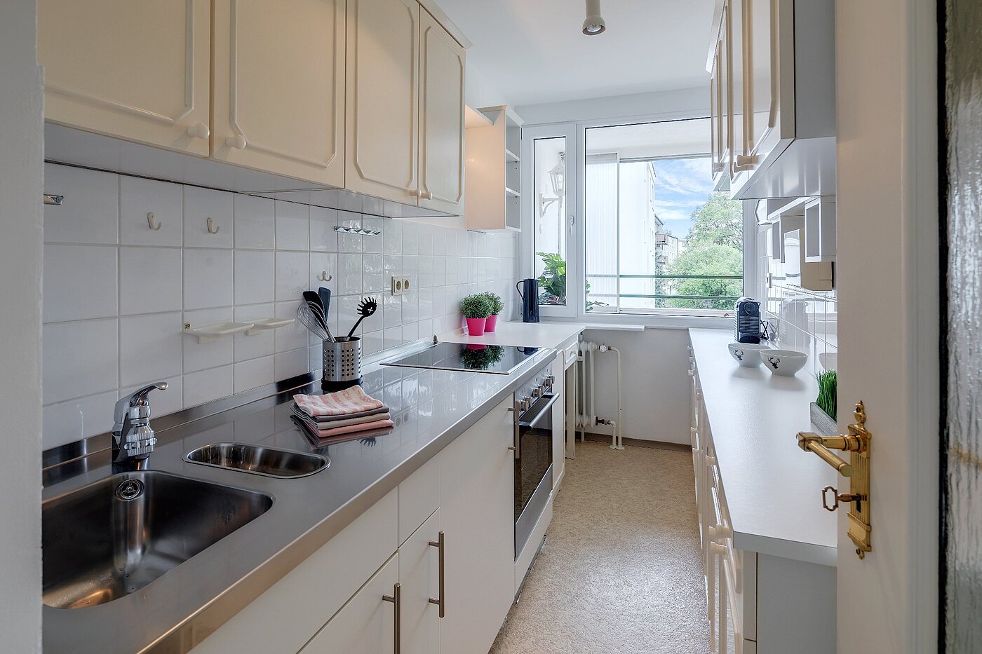 Etagenwohnung mit 2 Zimmern | München-Berg am Laim | 1803ML4 | Küche mit Fenster